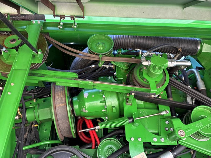 2013-john-deere-s690-image-55