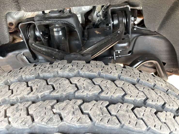 2019-chevrolet-silverado-2500-image-29