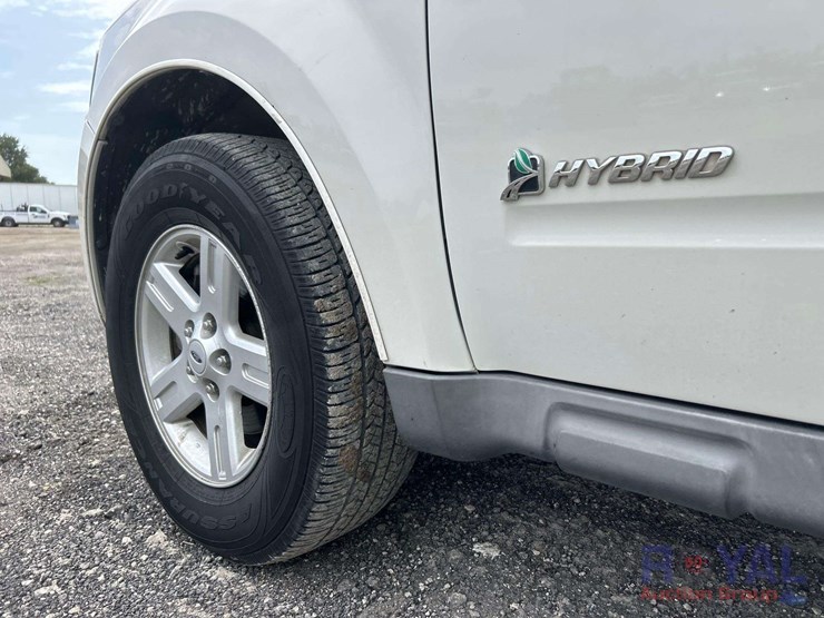 2009-ford-escape-hybrid-image-24