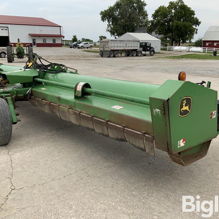 2008 JOHN DEERE 520