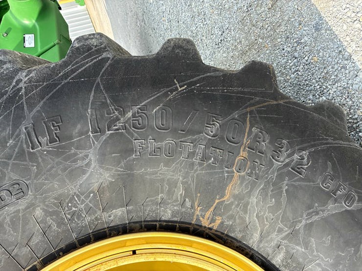 2017-john-deere-s680-image-39