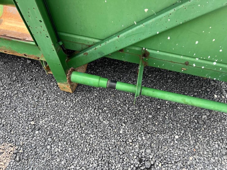 1993-john-deere-643-image-11