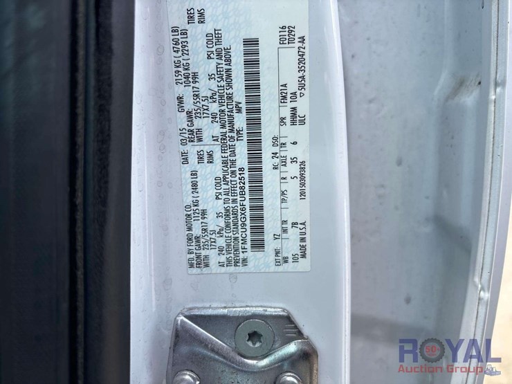 2015-ford-escape-image-5