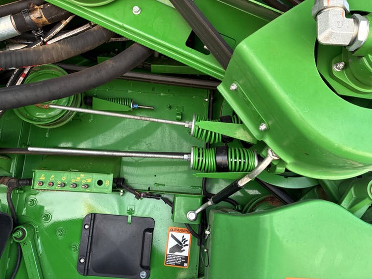 2024-john-deere-s780-image-52