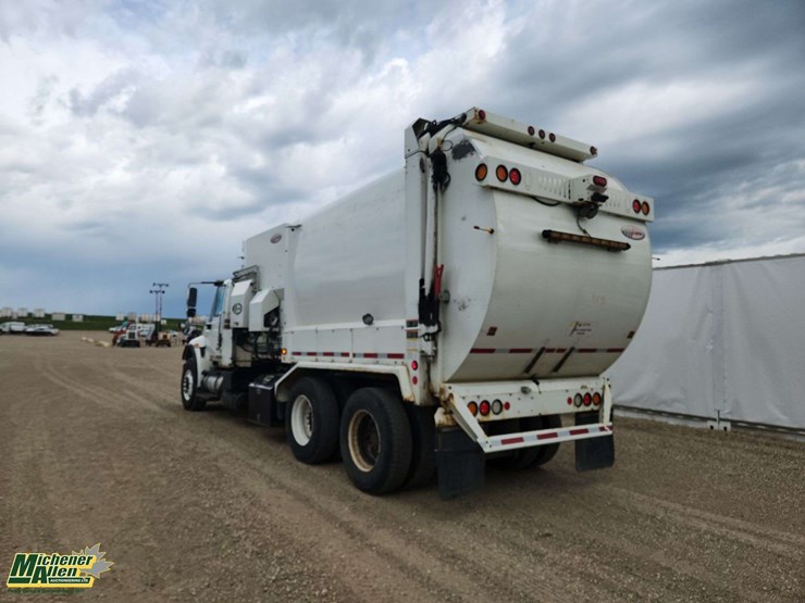 2017-international-workstar-7400-image-3