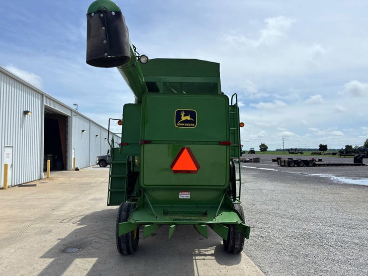 1983-john-deere-6620-image-5