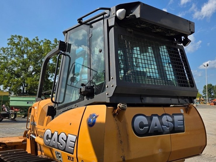 2012-case-850l-xlt-image-25