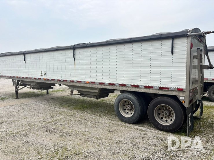 2014-wilson-grain-trailer-image-16