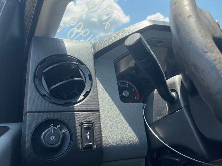 2016-ford-f350-image-28