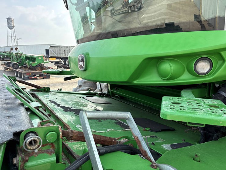 2014-john-deere-s690-image-13