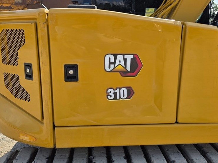 2023-caterpillar-310-image-30