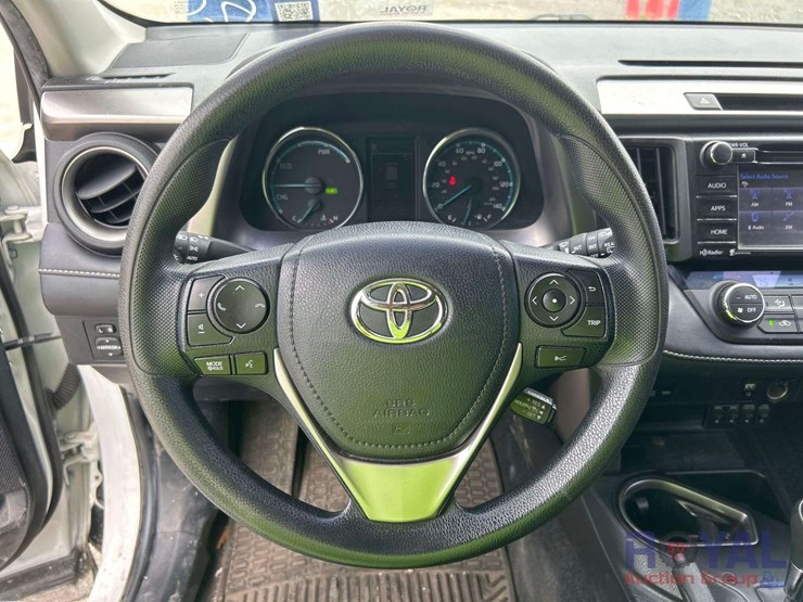 2018-toyota-rav4-image-14