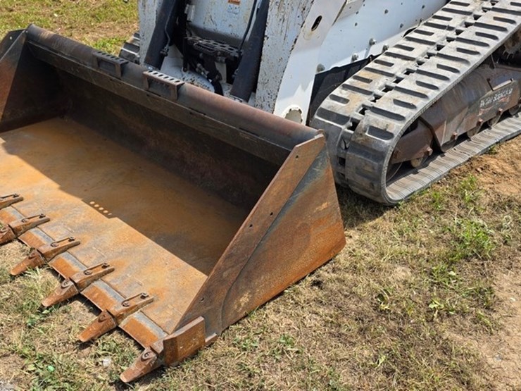 2018-bobcat-t870-image-34