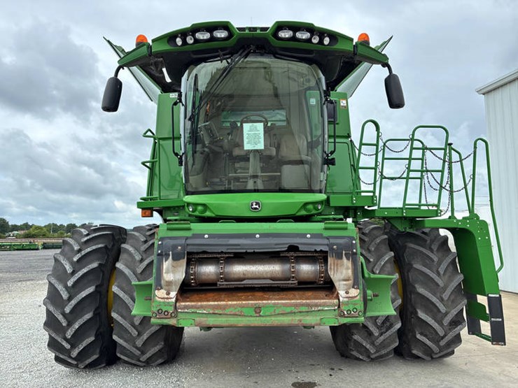 2014-john-deere-s680-image-8