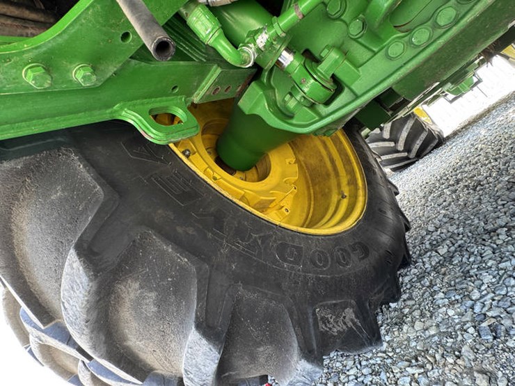 2017-john-deere-9570r-image-43