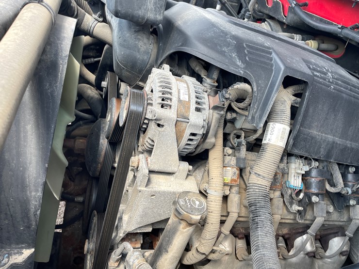 2019-chevrolet-silverado-2500-image-96