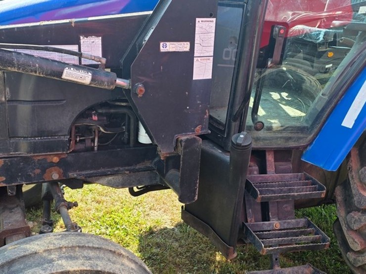 new-holland-ts100-image-29