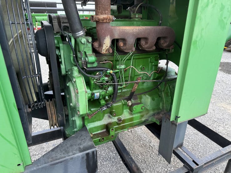 john-deere-4045d-image-6