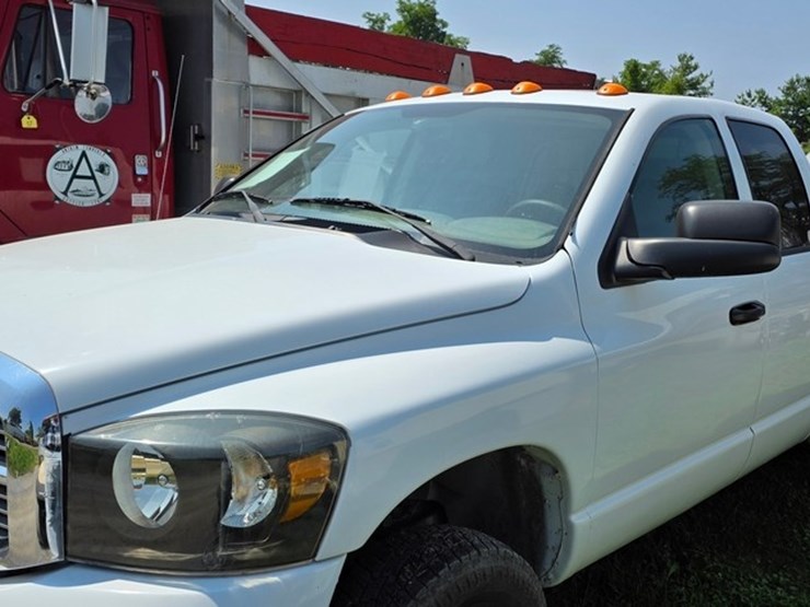 2006-dodge-ram-3500-image-7