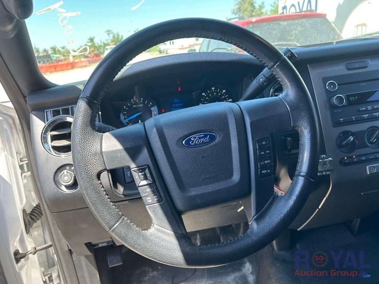 2017-ford-expedition-image-13