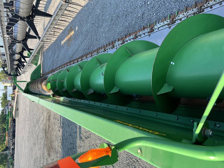 2011-john-deere-635f-image-7
