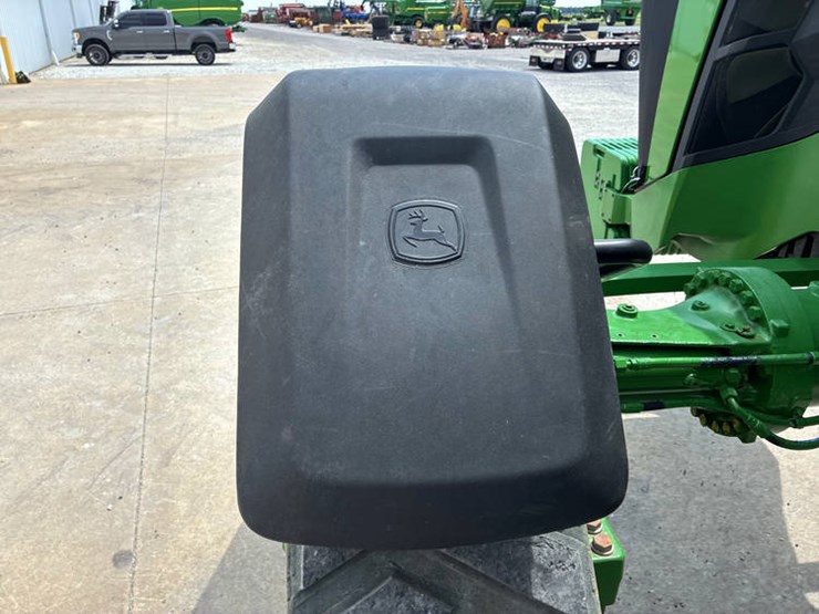 2021-john-deere-8rx-310-image-37