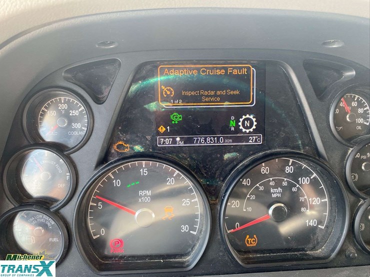 2020-peterbilt-579-image-35