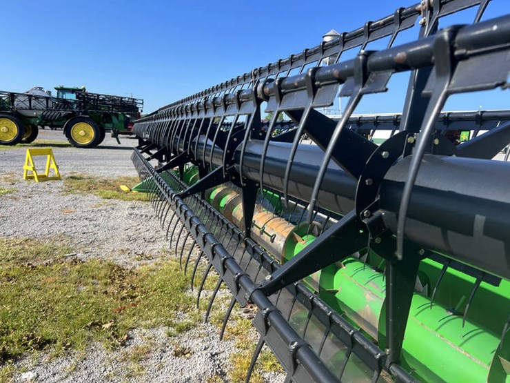 2010-john-deere-630f-image-10