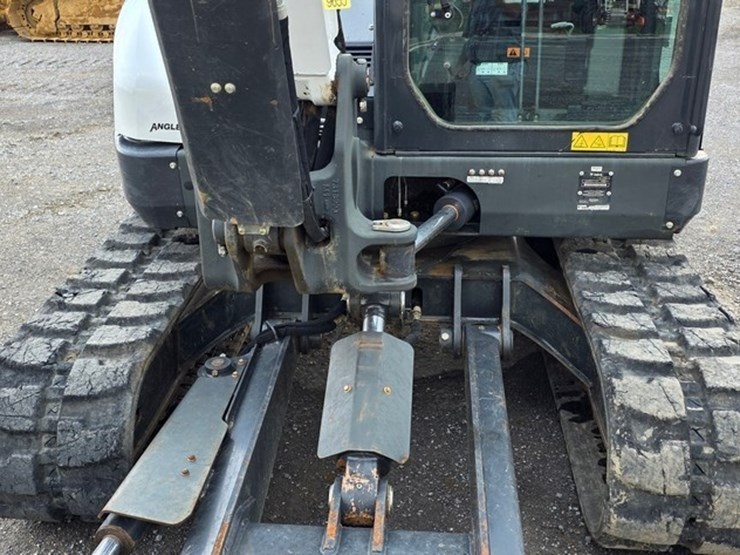 2022-bobcat-e88-image-39