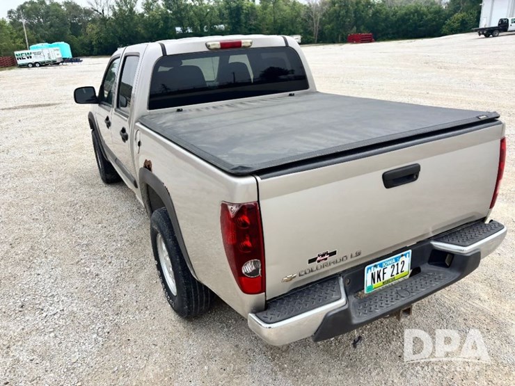 2004-chevrolet-colorado-ls-image-11