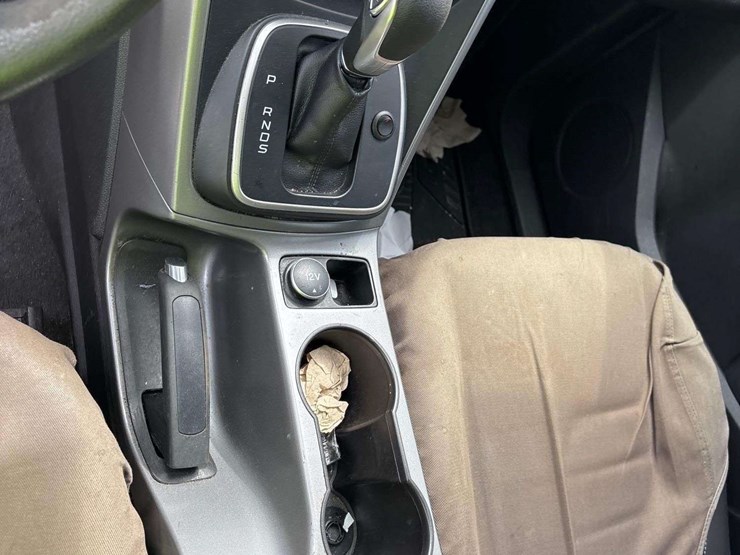 2013-ford-escape-image-16