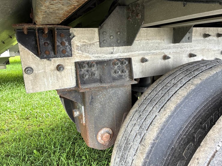 2013-stoughton-trailer-image-35
