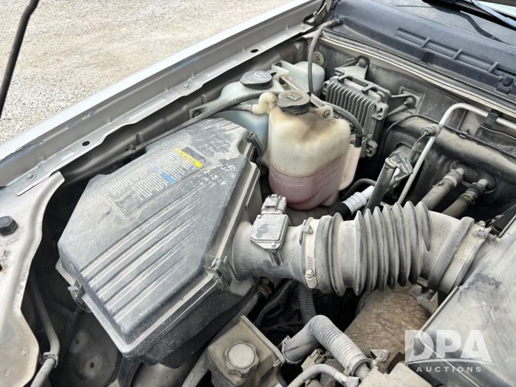 2004-chevrolet-colorado-ls-image-48
