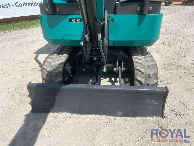 unused-2025-cfg-qk16r-mini-excavator-image-8