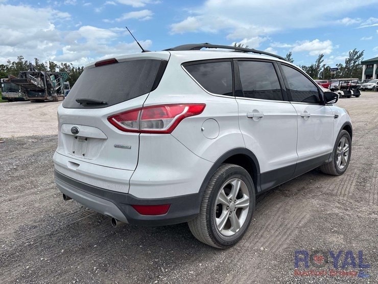 2013-ford-escape-image-3