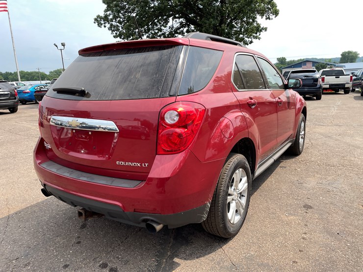 2015-chevrolet-equinox-lt-image-5