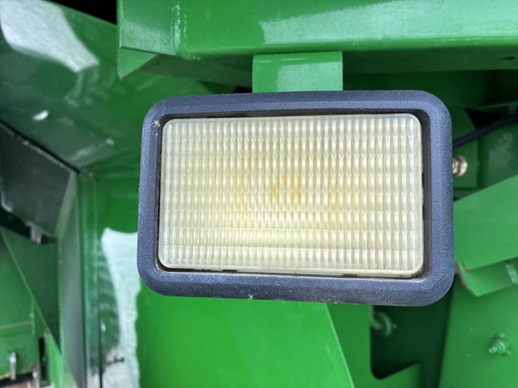 2002-john-deere-9750-image-23