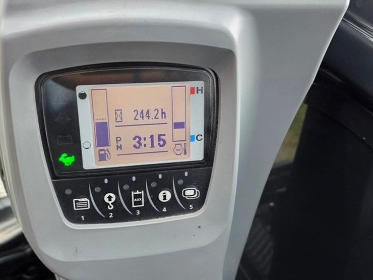 2021-kubota-kx033-4-image-62