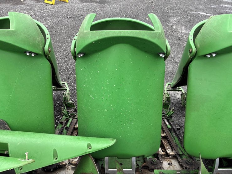 2001-john-deere-693-image-24