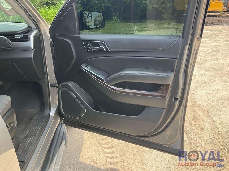 2018-chevrolet-tahoe-image-23