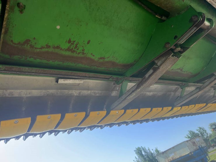 2010-john-deere-630f-image-28