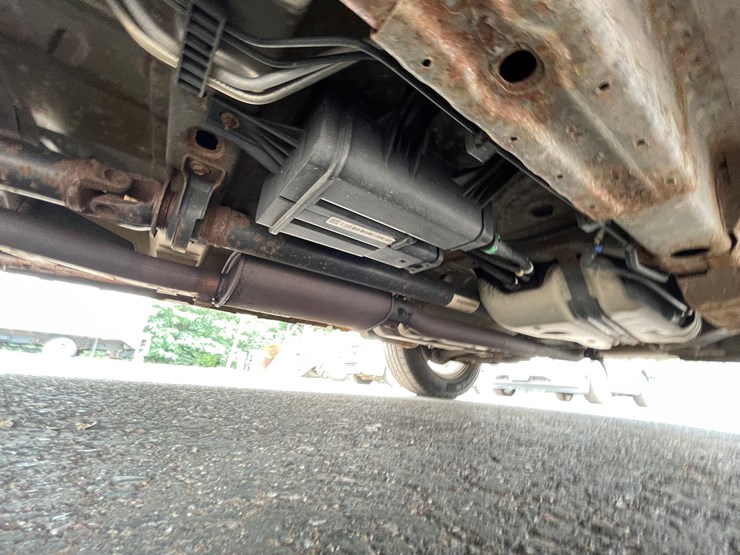 2013-chevrolet-equinox-lt-image-25