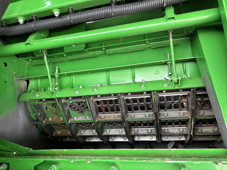 2016-john-deere-s680-image-76