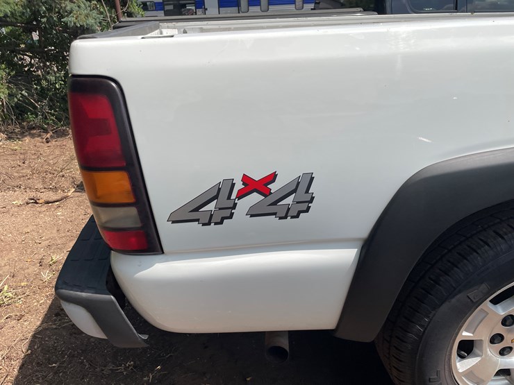 2006-gmc-1500-image-19