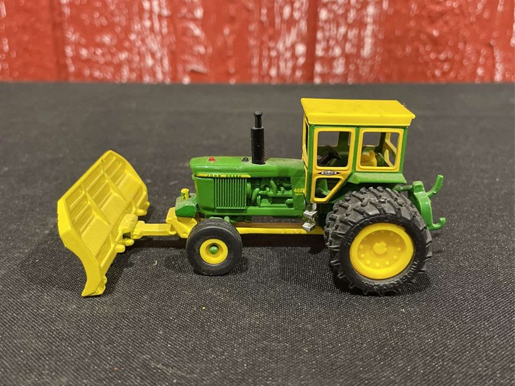 john-deere-4520-image-2
