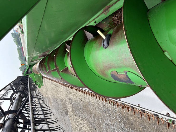 2004-john-deere-635f-image-5