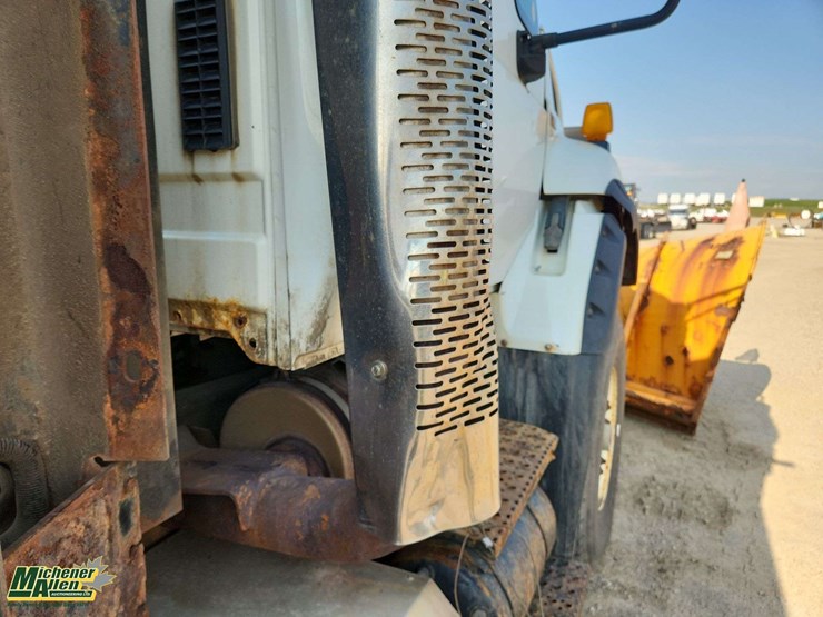 2012-international-workstar-7600-image-35