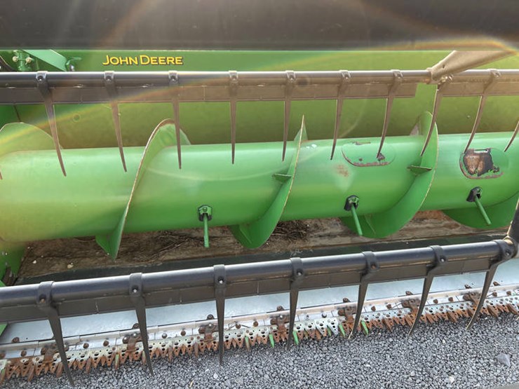 2011-john-deere-635f-image-9