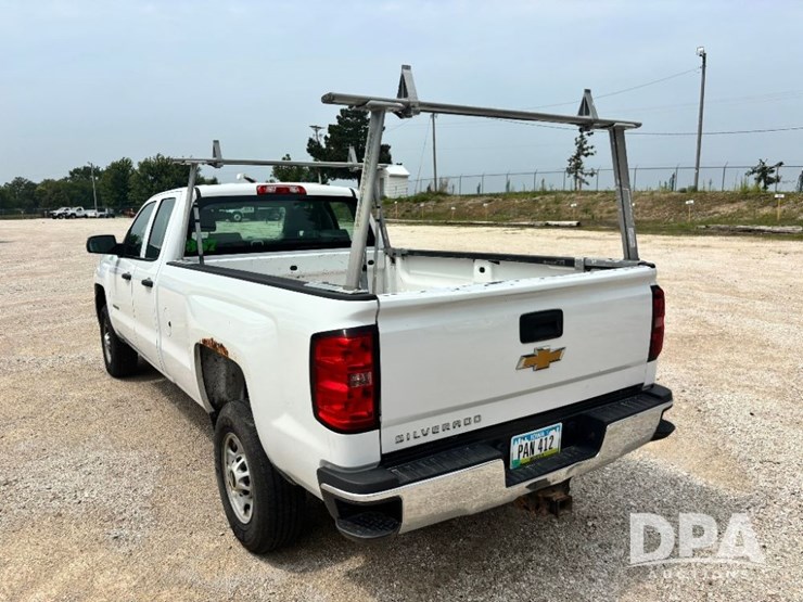 2015-chevrolet-2500hd-image-8