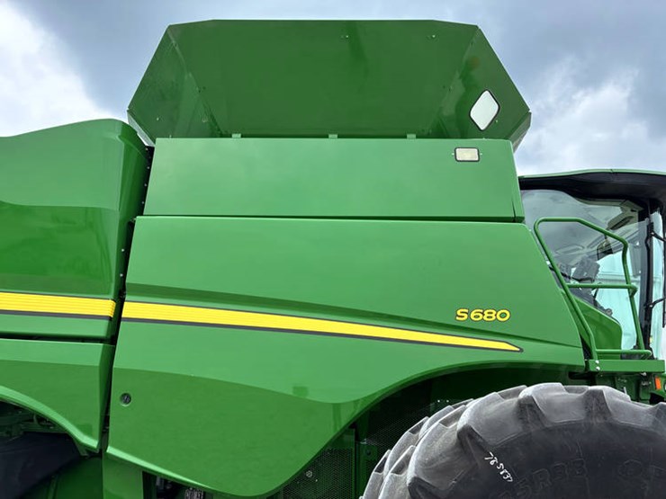 2016-john-deere-s680-image-30